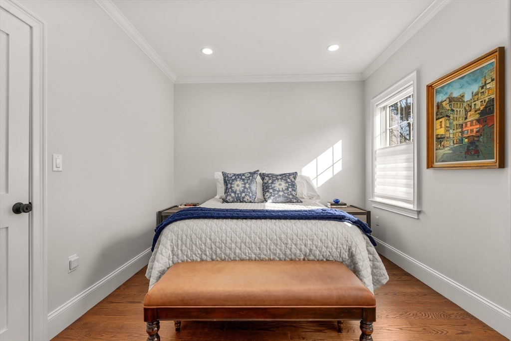 210 Evelyn Road, Unit 210 Newton, MA 02468 - Photo 20 of 33