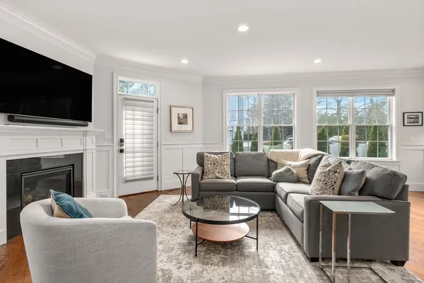 $1,875,000 | 210 Evelyn Road, Unit 210, Newton, MA 02468
