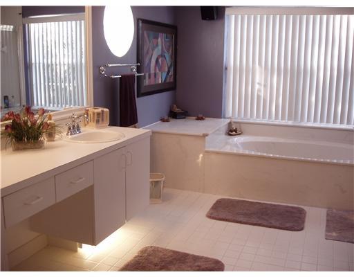 18365 Fresh Lake Way Boca Raton, FL 33498 - Photo 15 of 24 Additional Photo