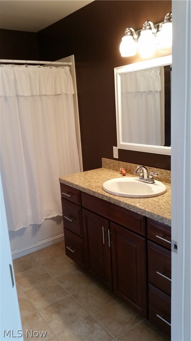 5155 Edenhurst Road Cleveland, OH 44124 - Photo 8 of 20