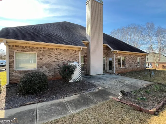 $425,000 | 121 Magnolia Farms Drive, Milner, GA 30257