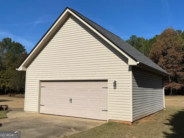 $425,000 | 121 Magnolia Farms Drive, Milner, GA 30257