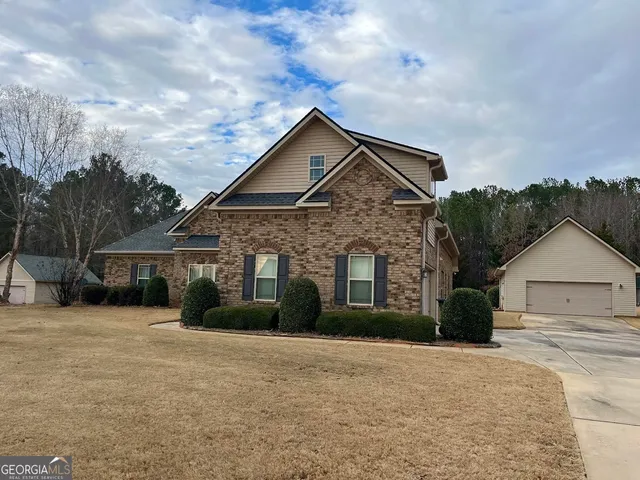 $425,000 | 121 Magnolia Farms Drive, Milner, GA 30257