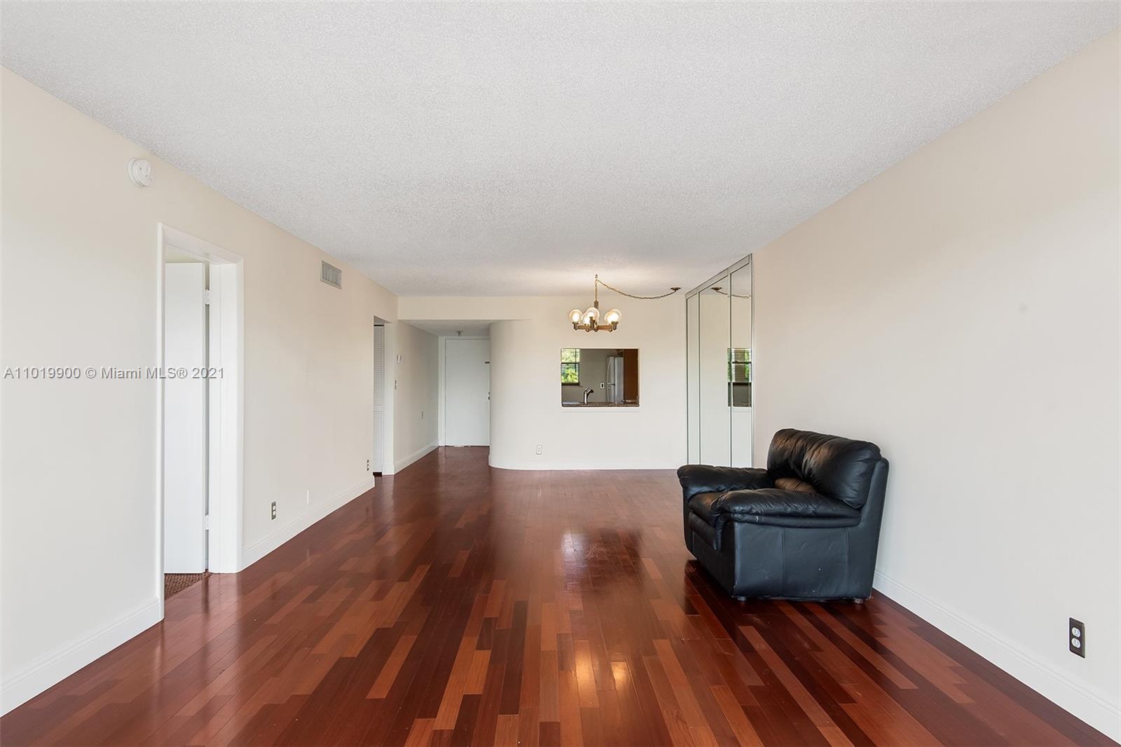 3905 North Nob Hill Road, Unit 405 Sunrise, FL 33351 - Photo 7 of 18