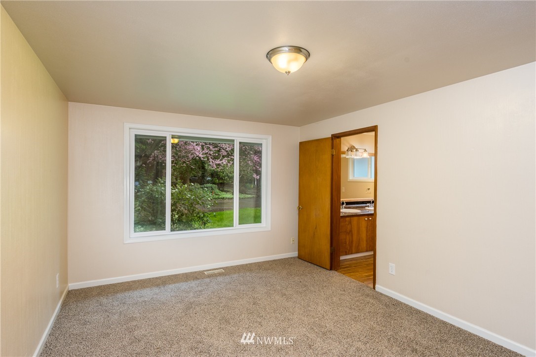 3789 Biz Point Road Anacortes, WA 98221 - Photo 9 of 13 Gallery Image 9