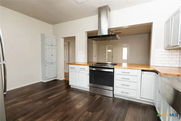 $1,375 | 905 North 9th Street, Temple, TX 76501