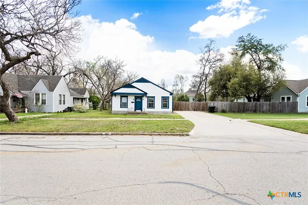 $1,375 | 905 North 9th Street, Temple, TX 76501