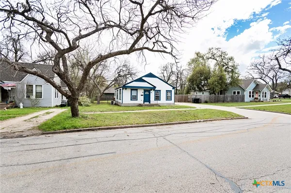 $1,375 | 905 North 9th Street, Temple, TX 76501