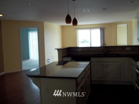 2522 Rucker Avenue, Unit 305 Everett, WA 98201 - Photo 4 of 12 Gallery Image 4