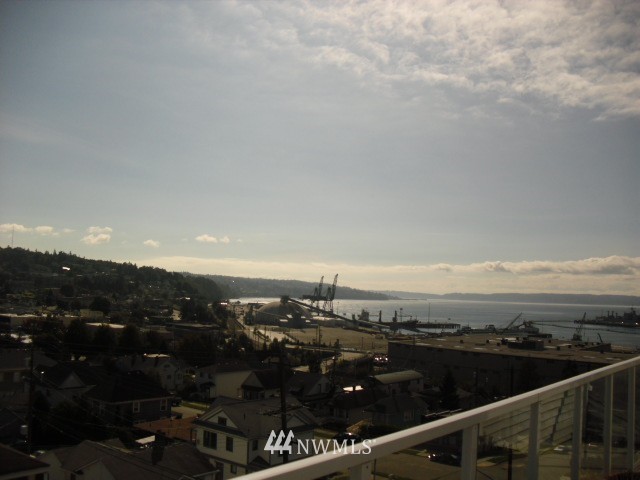 2522 Rucker Avenue, Unit 305 Everett, WA 98201 - Photo 10 of 12 Gallery Image 10