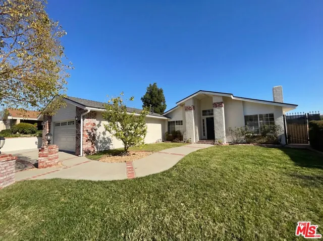 $840,000 | 26842 Palacete Drive, Valencia, CA 91354