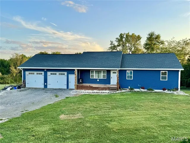 $298,000 | 31403 170th Street, Canton, MO 63435