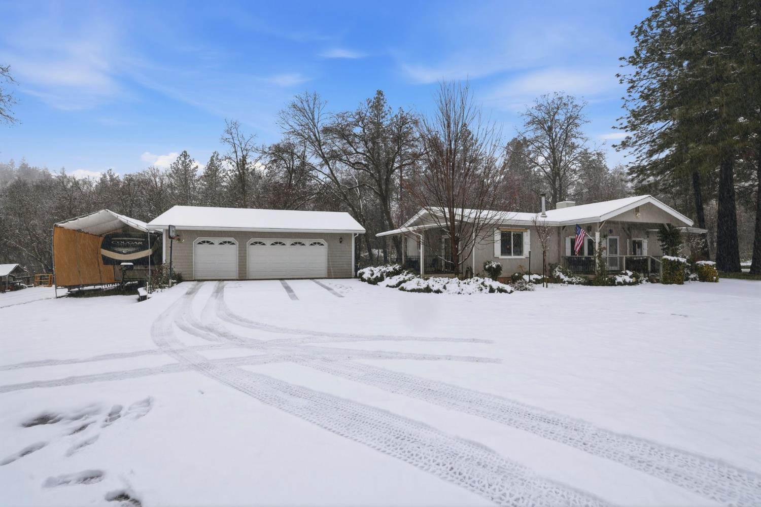 14706 Dog Bar Road Grass Valley, CA 95949 - Photo 2 of 62