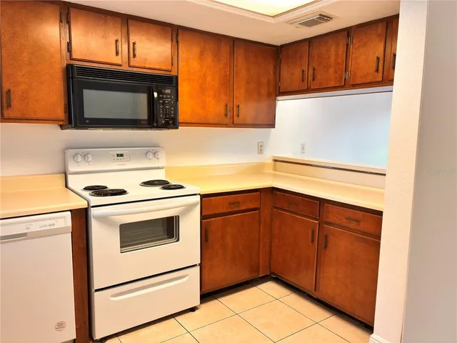 $1,450 | 651 Trinidad Court, Unit S, Winter Park, FL 32792