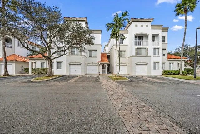 $2,950 | 11022 Legacy Drive, Unit 205, Palm Beach Gardens, FL 33410