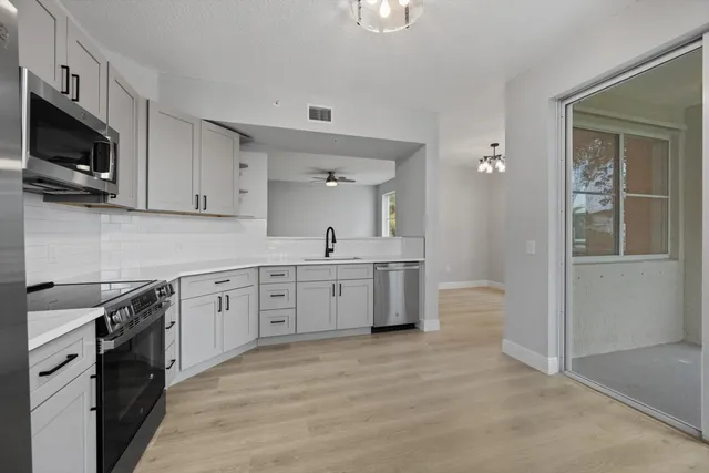 $2,950 | 11022 Legacy Drive, Unit 205, Palm Beach Gardens, FL 33410