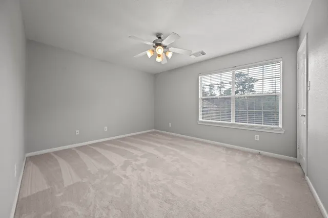 $2,695 | 42 Ebony Oaks Place, The Woodlands, TX 77382