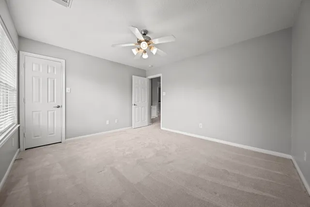 $2,695 | 42 Ebony Oaks Place, The Woodlands, TX 77382