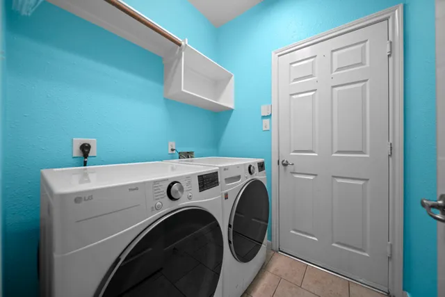 $2,695 | 42 Ebony Oaks Place, The Woodlands, TX 77382