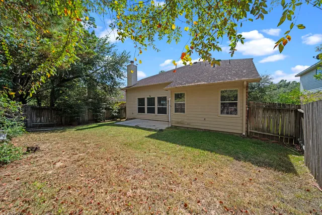 $2,695 | 42 Ebony Oaks Place, The Woodlands, TX 77382