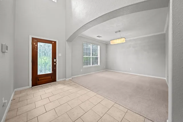 $2,695 | 42 Ebony Oaks Place, The Woodlands, TX 77382