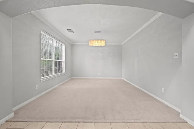 $2,695 | 42 Ebony Oaks Place, The Woodlands, TX 77382