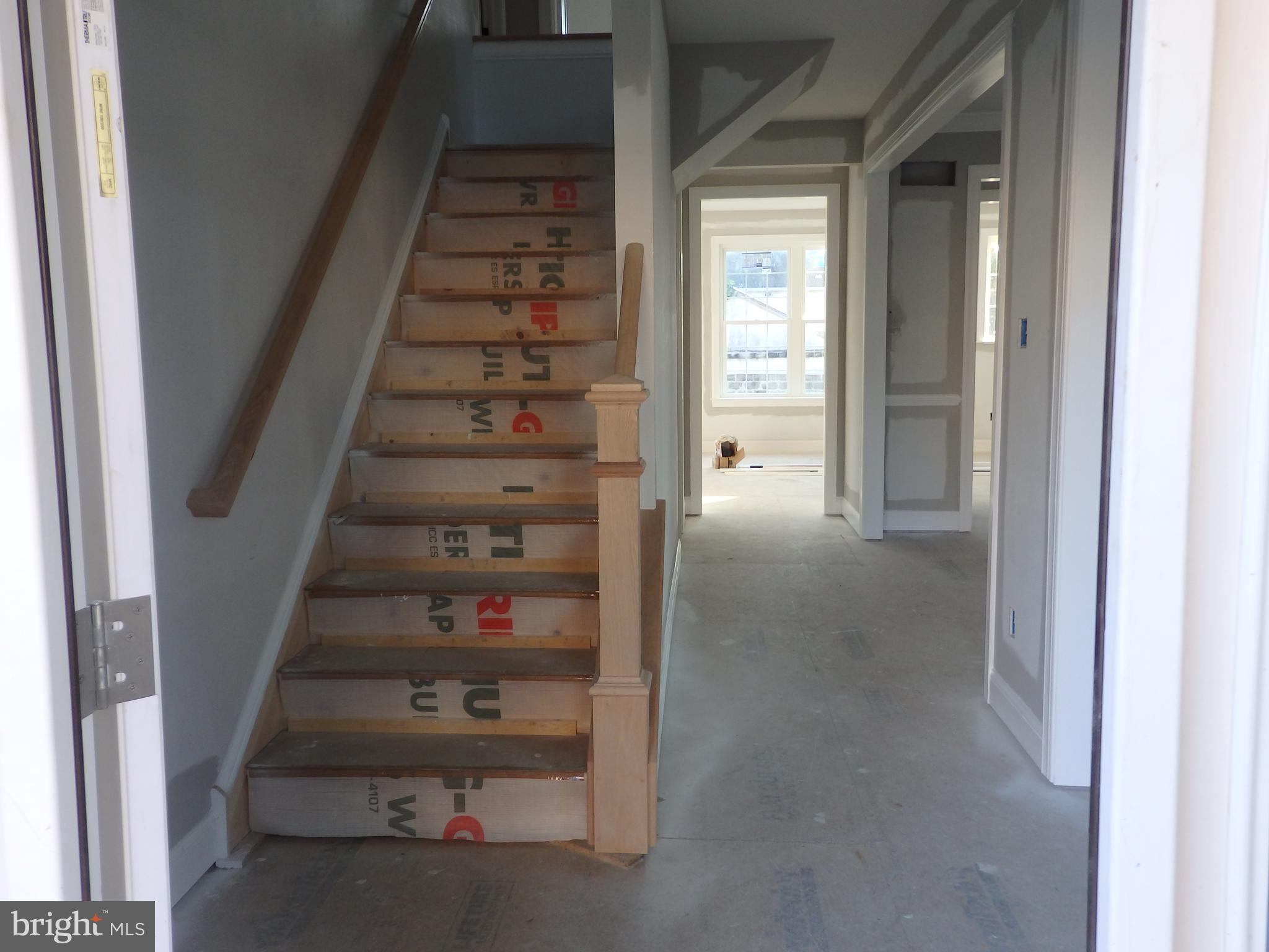 2526 East County Line Road Ardmore, PA 19003 - Photo 11 of 36 Entrance Foyer