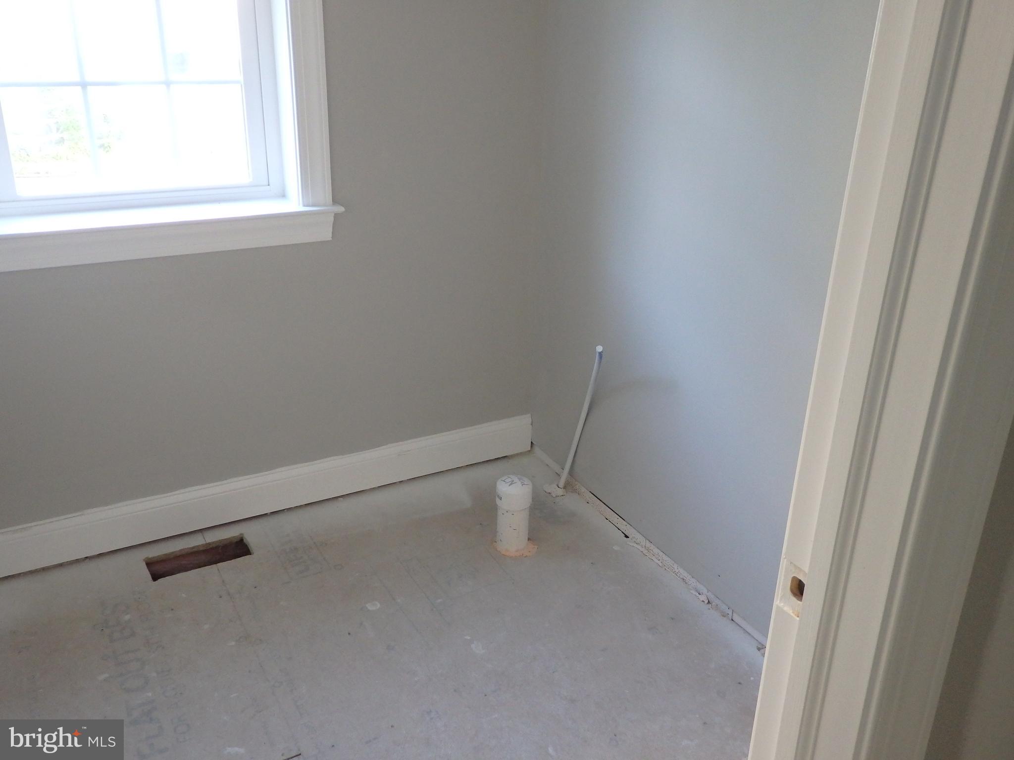 2526 East County Line Road Ardmore, PA 19003 - Photo 18 of 36 First Floor Powder Room