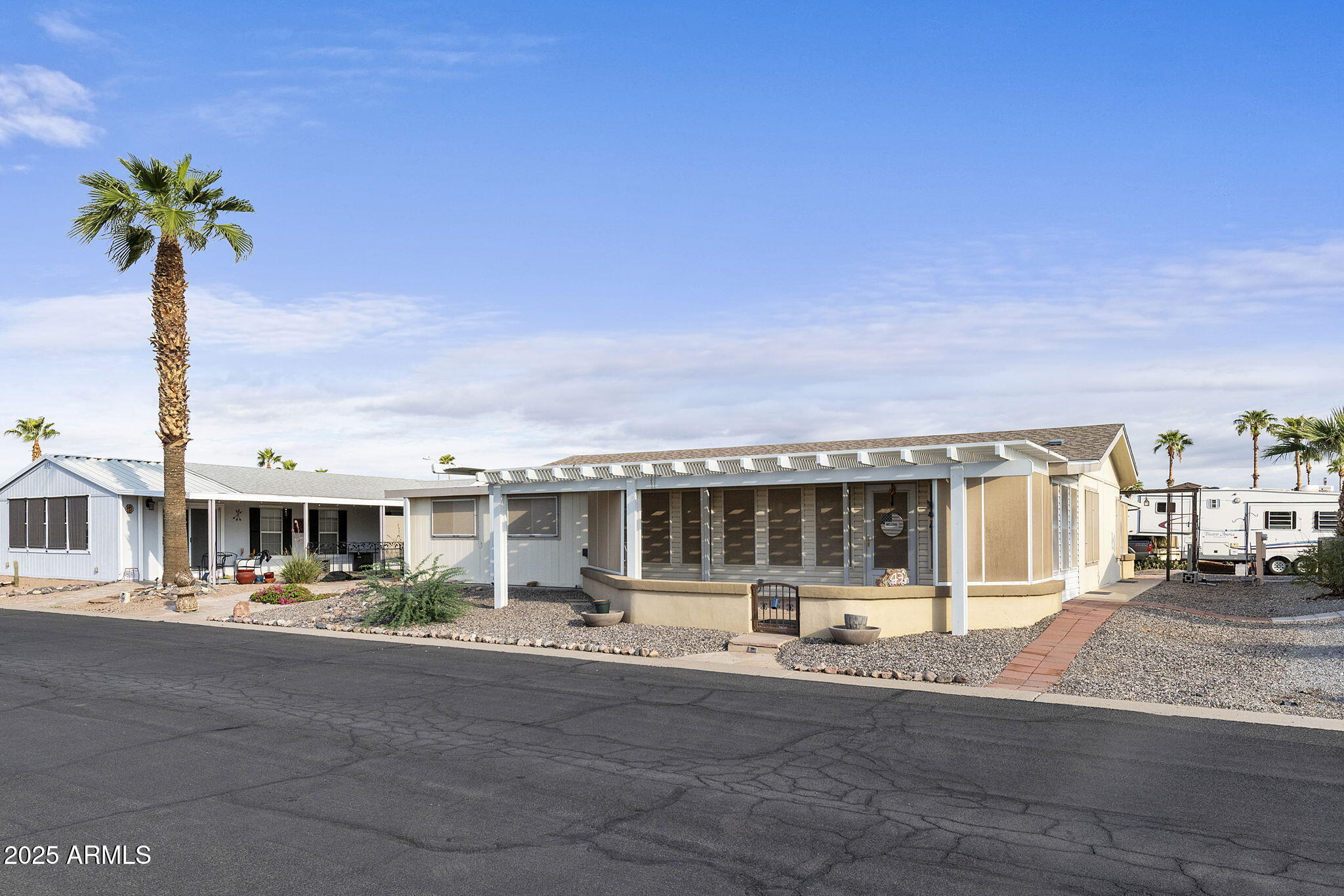 3700 South Tomahawk Road, Unit 43 Apache Junction, AZ 85119 - Photo 3 of 37 2-web-or-mls-DLB_5525