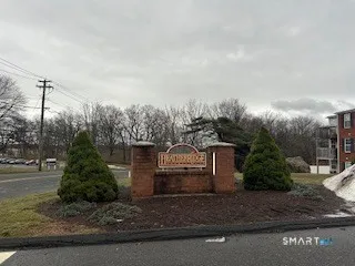 $2,250 | 45 Heather Ridge, Shelton, CT 06484