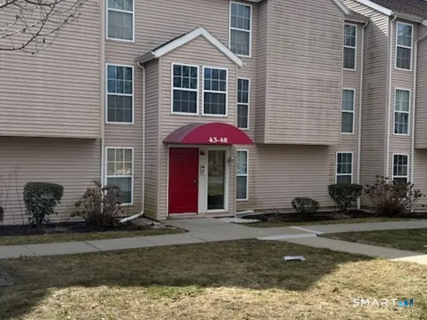 $2,250 | 45 Heather Ridge, Shelton, CT 06484