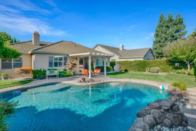 $875,000 | 183 Haller Court, Ripon, CA 95366