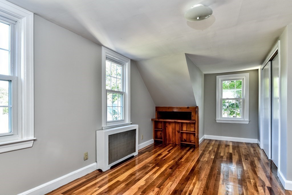 34 Wesley Road Framingham, MA 01701 - Photo 15 of 26 Gallery Image 15