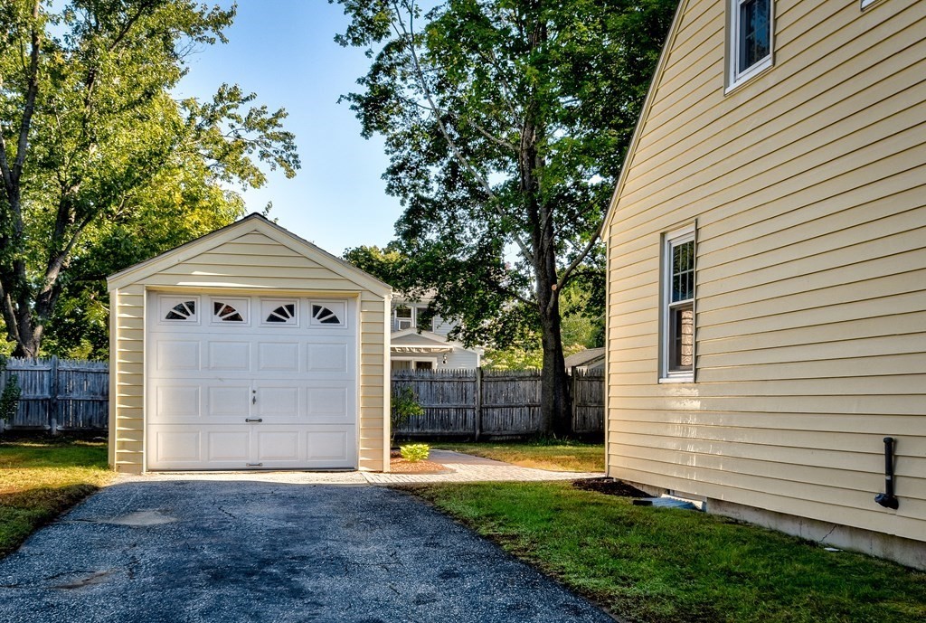 34 Wesley Road Framingham, MA 01701 - Photo 21 of 26 Gallery Image 21