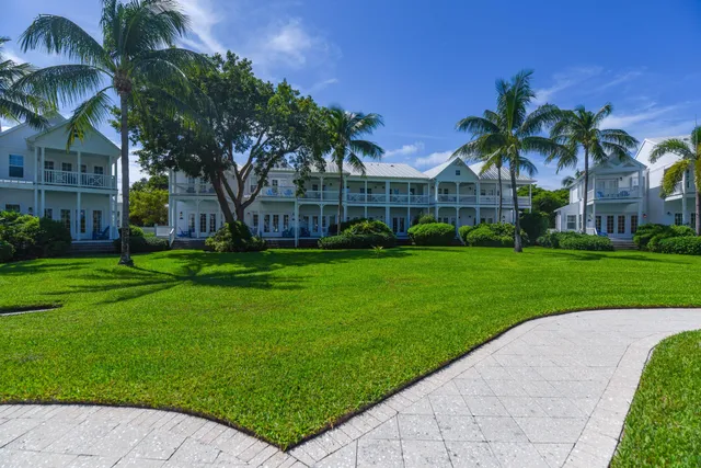 $1,250,000 | 2600 Overseas Highway, Unit 5, Marathon, FL 33050