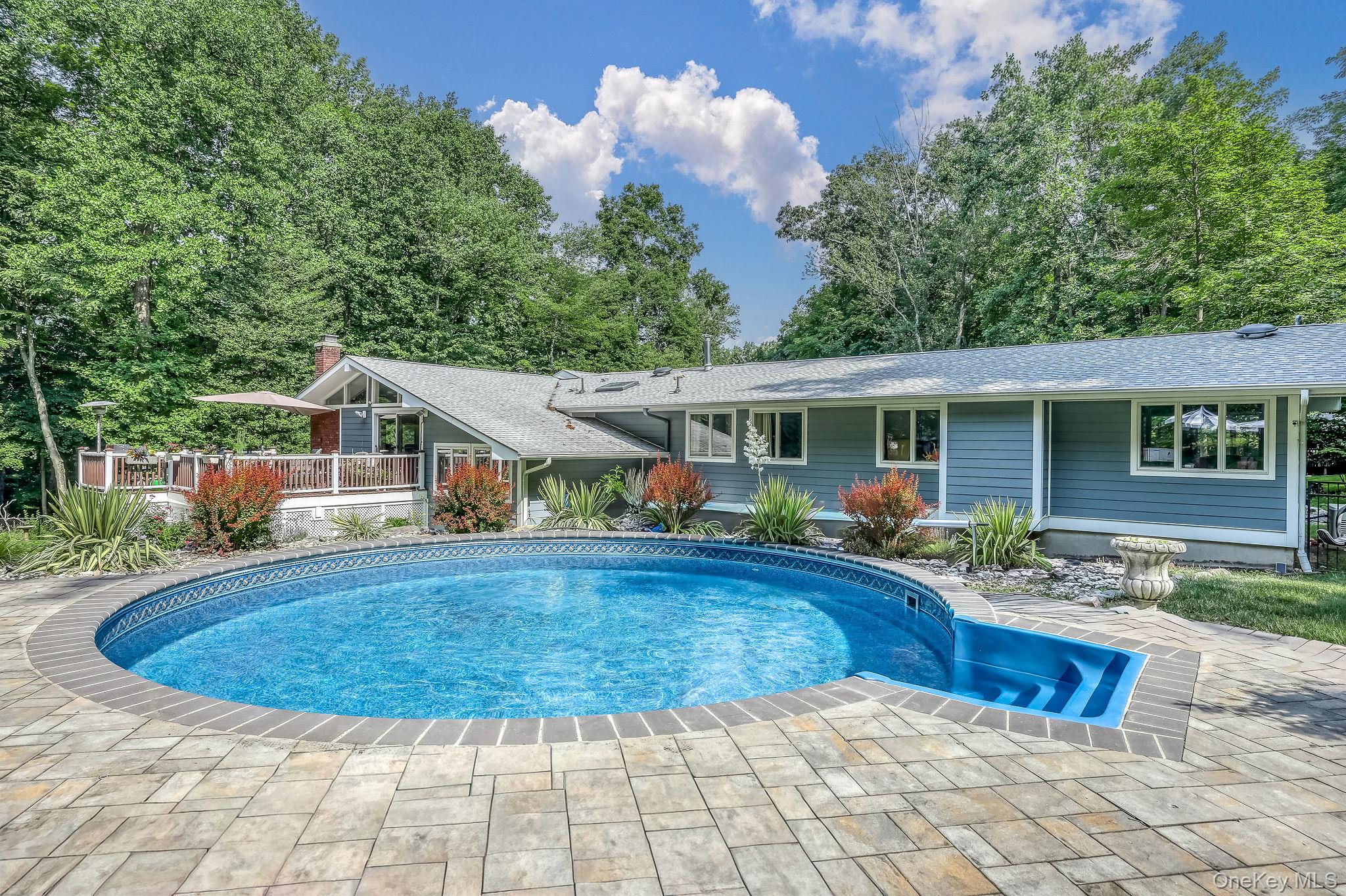 10 Longbow Road Suffern, NY 10901 - Photo 20 of 27