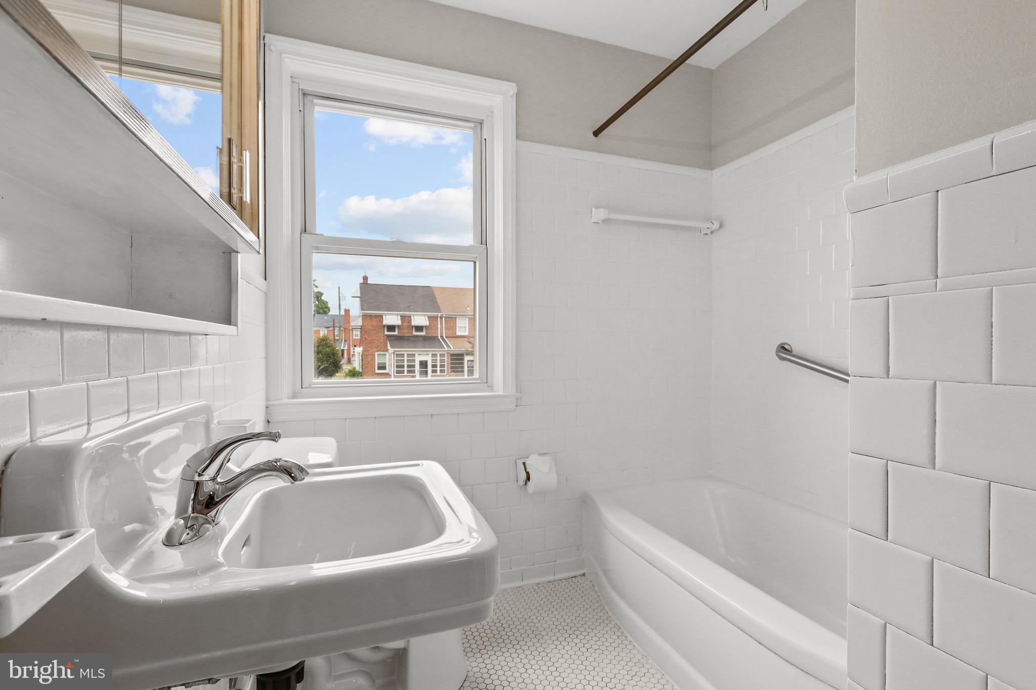 7325 Stratton Way Baltimore, MD 21224 - Photo 34 of 50 Gallery Image 34