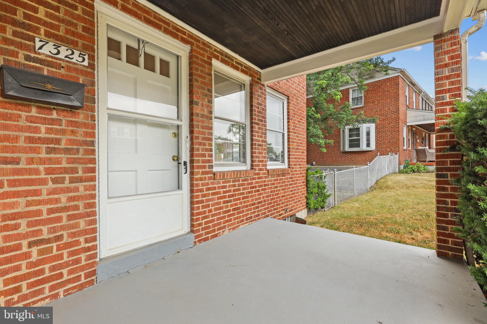 7325 Stratton Way Baltimore, MD 21224 - Photo 8 of 50 Gallery Image 8