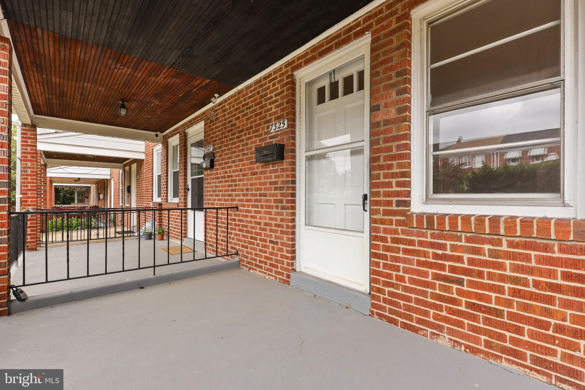 7325 Stratton Way Baltimore, MD 21224 - Photo 9 of 50 Gallery Image 9