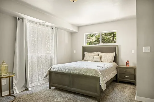 $4,995 | 28670 Shenandoah Drive, Lake Arrowhead, CA 92352