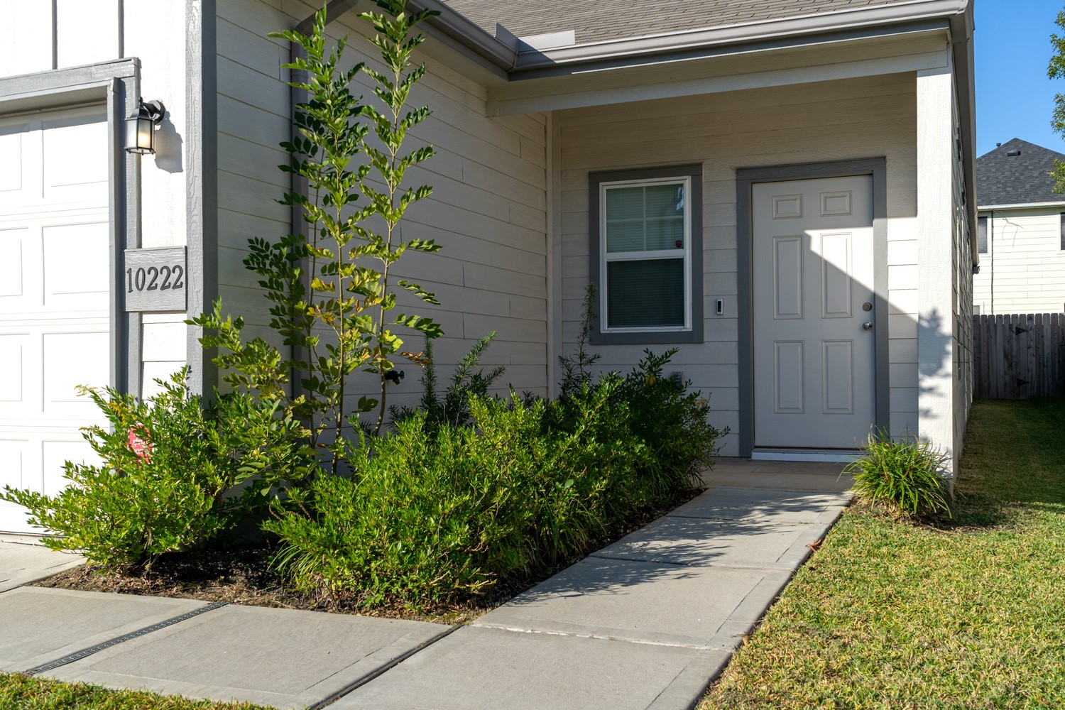 10222 Clearwick Street Houston, TX 77034 - Photo 3 of 24 Front Porch