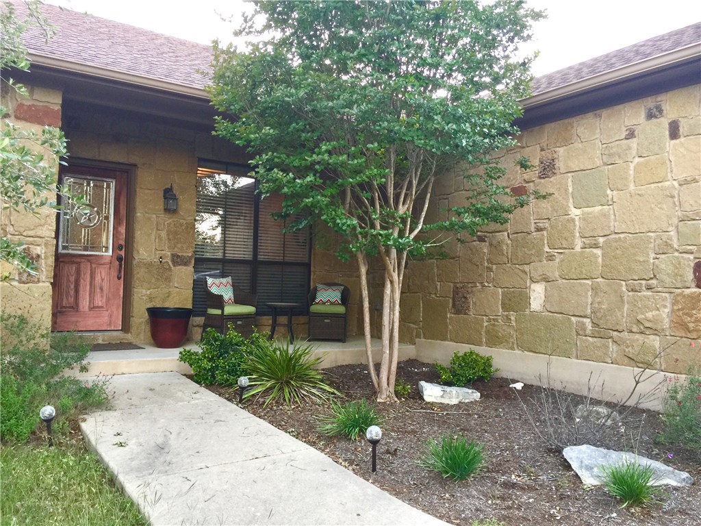 10052 Janet Loop Dripping Springs, TX 78620 - Photo 1 of 26