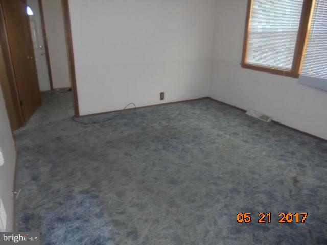8215 Shore Road Baltimore, MD 21222 - Photo 4 of 8 Bedroom