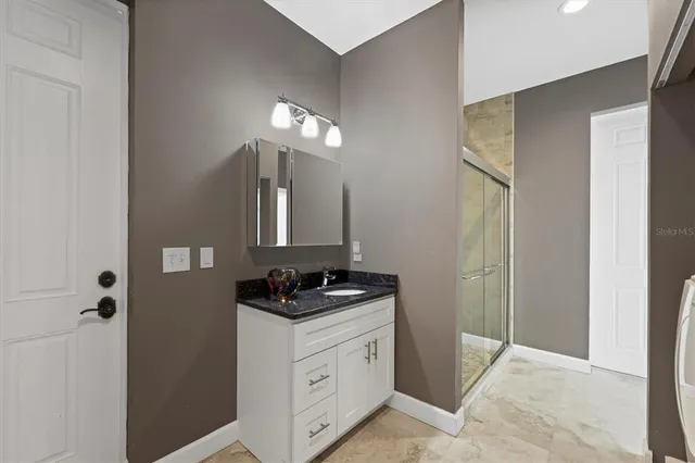 $4,185,000 | 559 Bob Hope Drive, Nokomis, FL 34275