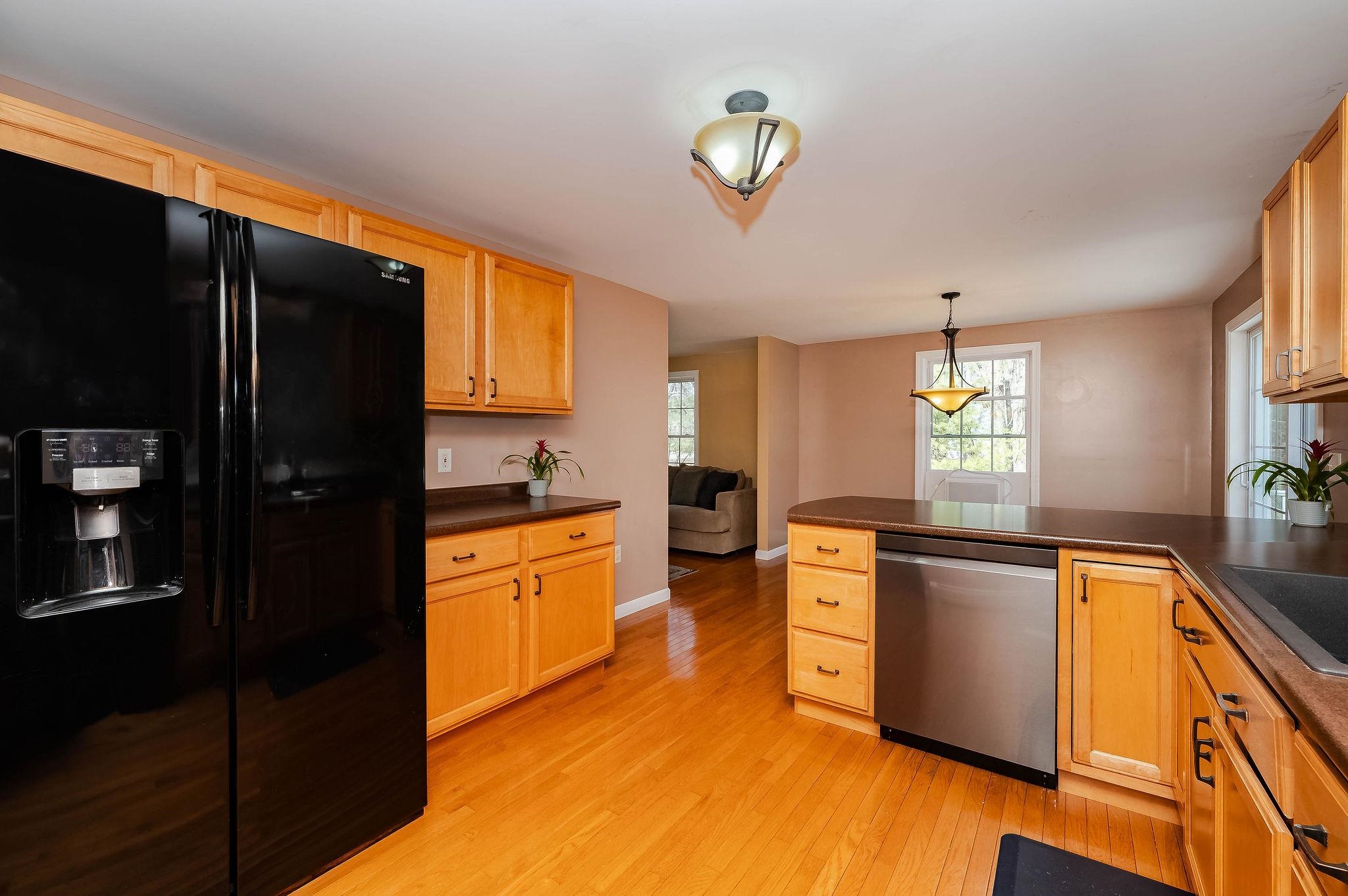 776 Salmon Falls Road, Unit A Rochester, NH 03868 - Photo 4 of 41 Gallery Image 4