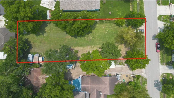$320,000 | 2014 Priest Dr., Houston, TX 77093