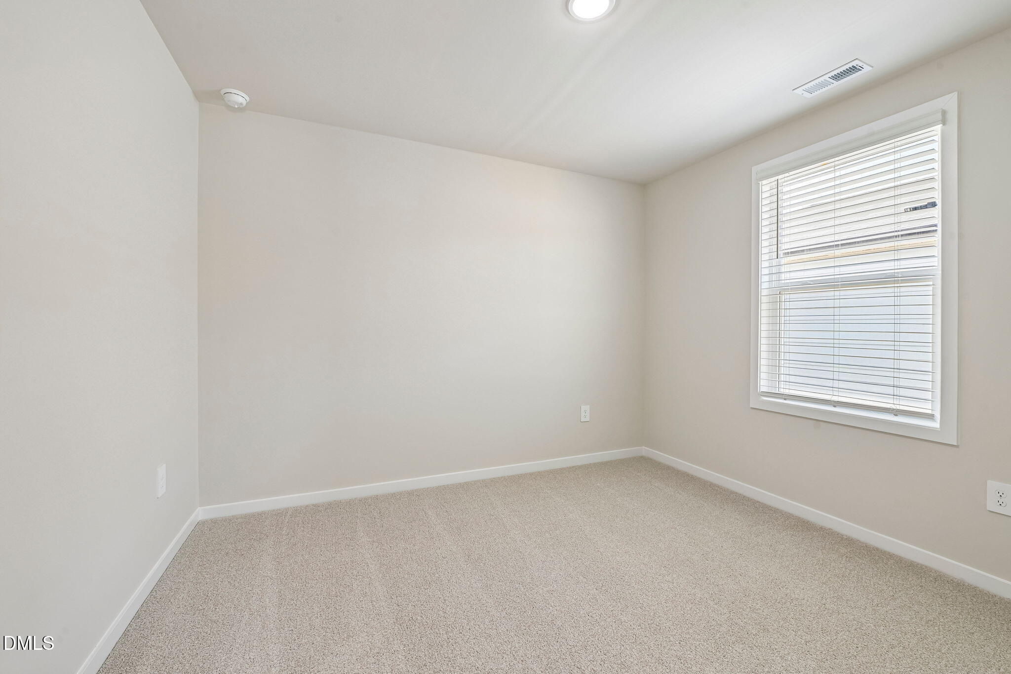 1502 Hatteras Road Durham, NC 27703 - Photo 32 of 44 32-web-or-mls-Raleigh - Avalon Place - 1