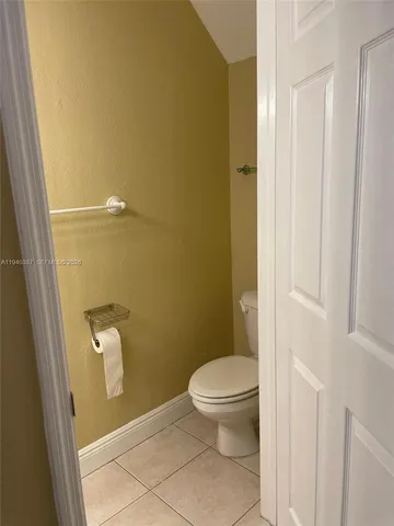 $2,400 | 3702 Coral Tree Circle, Unit 3702, Pompano Beach, FL 33073