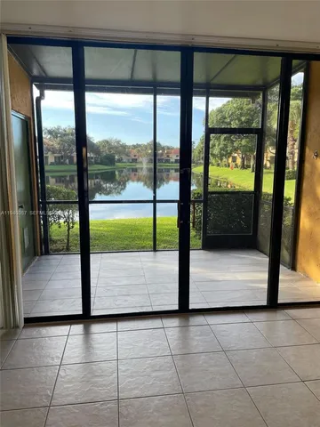 $2,400 | 3702 Coral Tree Circle, Unit 3702, Pompano Beach, FL 33073