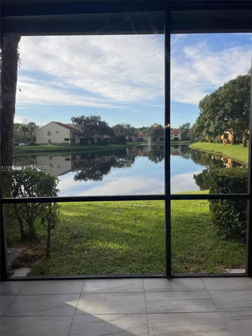 $2,400 | 3702 Coral Tree Circle, Unit 3702, Pompano Beach, FL 33073